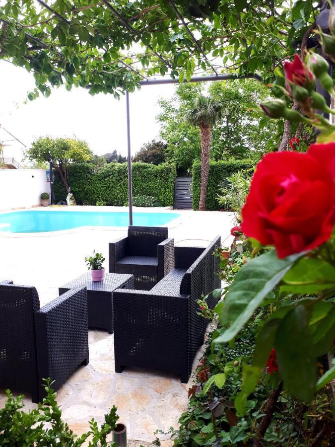 Villa Roso Kaštela Εξωτερικό φωτογραφία